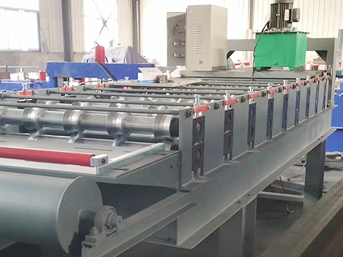 双层彩钢压瓦机