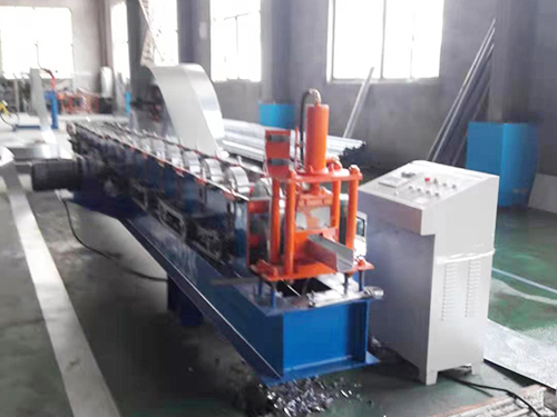 异形冷弯成型机